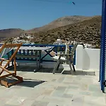 Nyaraló Sikinos View Aloprónia