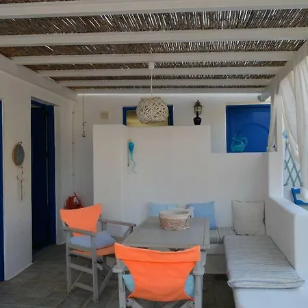 Casa de Férias Sikinos View Alopronia