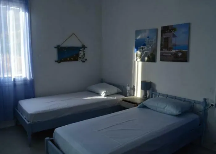 בית נופש Sikinos View Alopronia