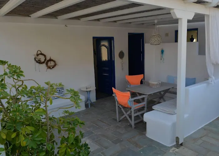 בית נופש Sikinos View Alopronia