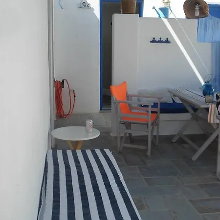 Дом отдыха Sikinos View Alopronia