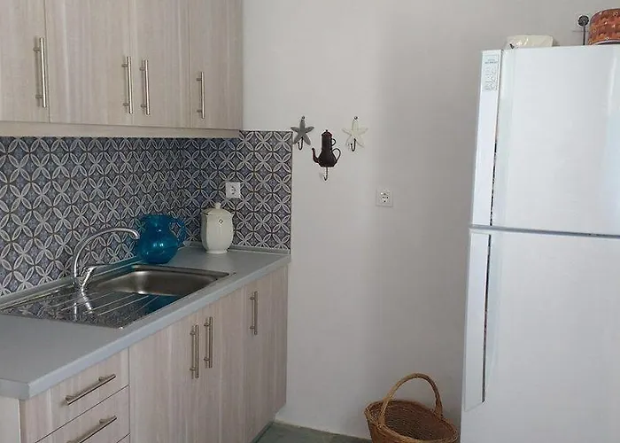 Дом отдыха Sikinos View Alopronia