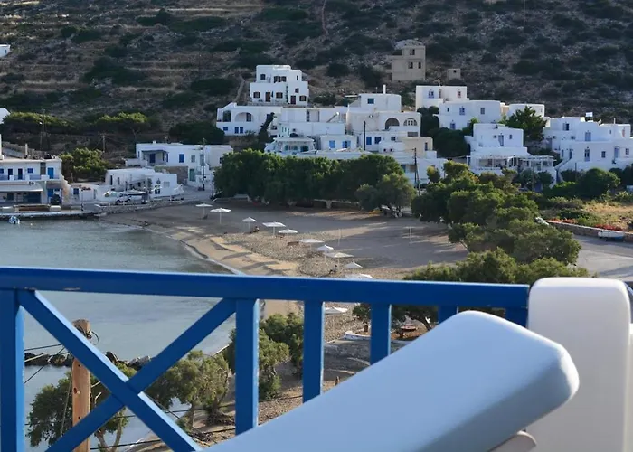 Дом отдыха Sikinos View Alopronia